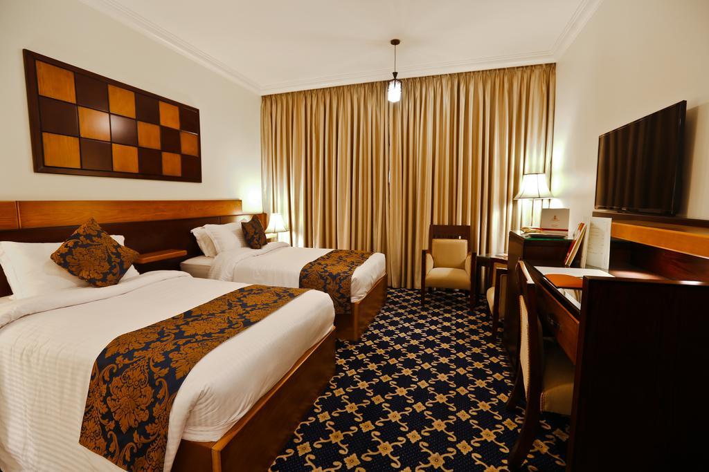 Al Thuraya Hotel Amman Dış mekan fotoğraf
